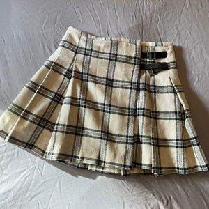 Banana Republic Wool Pleated Skirt